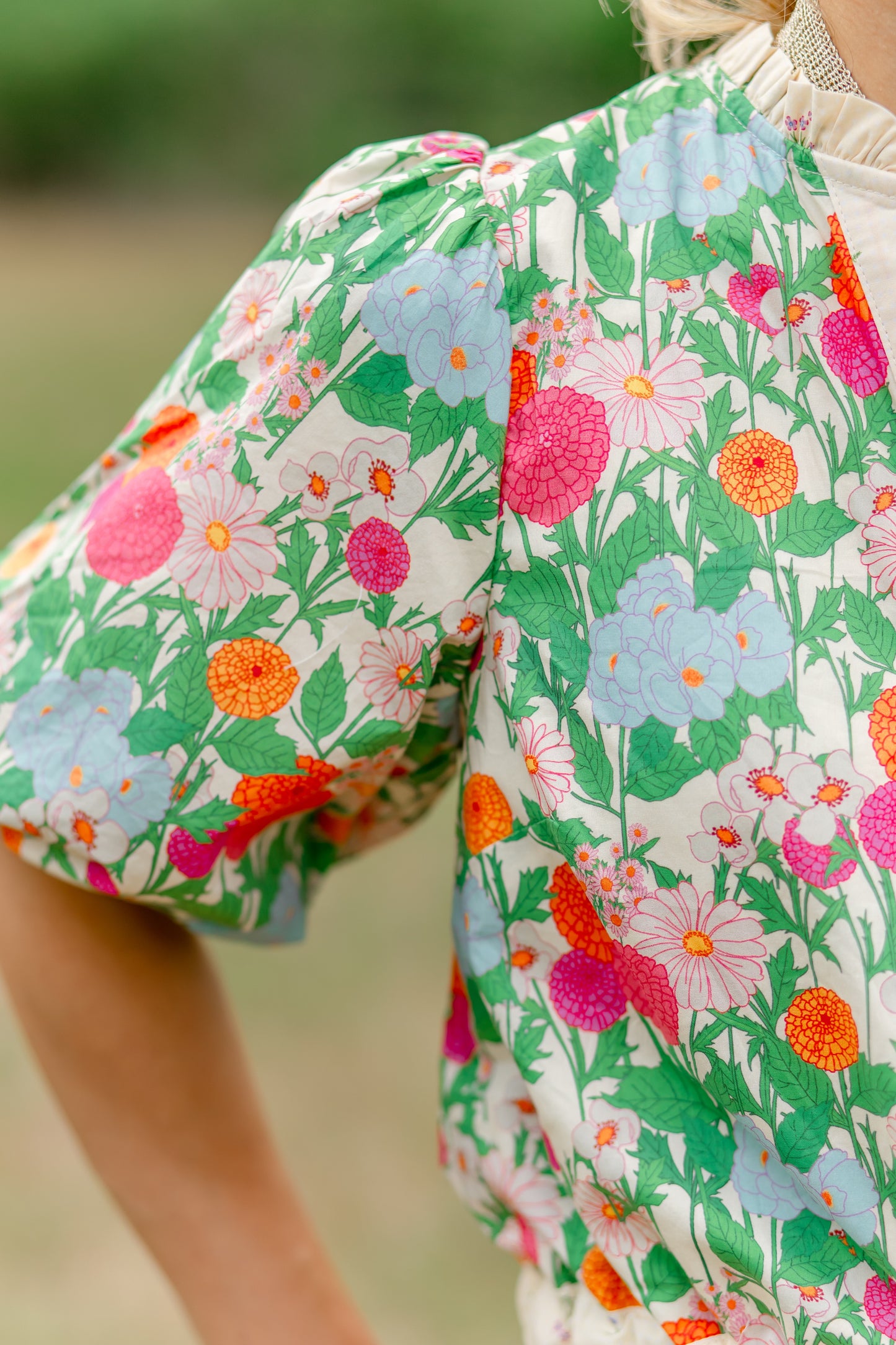 Floral puff sleeve romper