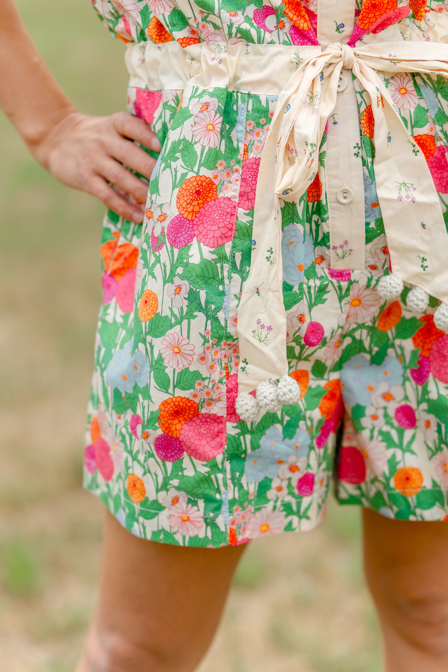 Floral puff sleeve romper